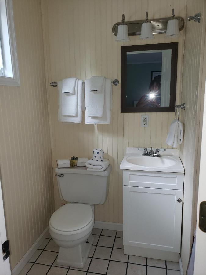 Blue Ridge Motel Schroon Lake ภายนอก รูปภาพ