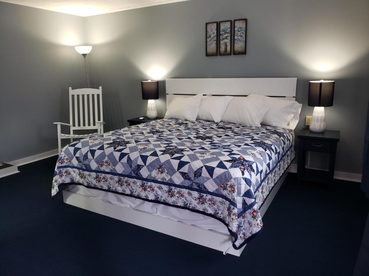 Blue Ridge Motel Schroon Lake ภายนอก รูปภาพ