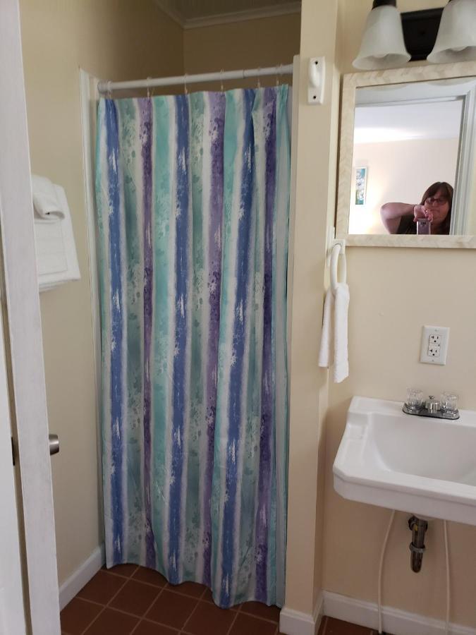Blue Ridge Motel Schroon Lake ภายนอก รูปภาพ