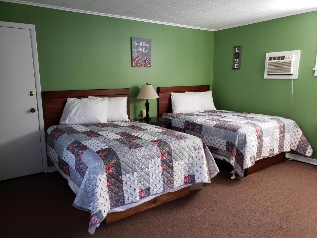 Blue Ridge Motel Schroon Lake ภายนอก รูปภาพ