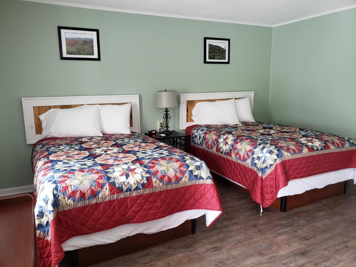 Blue Ridge Motel Schroon Lake ภายนอก รูปภาพ